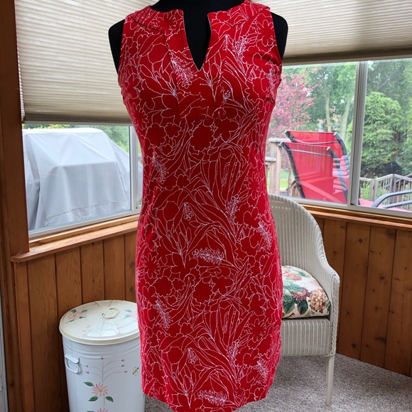 New York & Company Dresses & Skirts - New York & Company Red and white floral dress